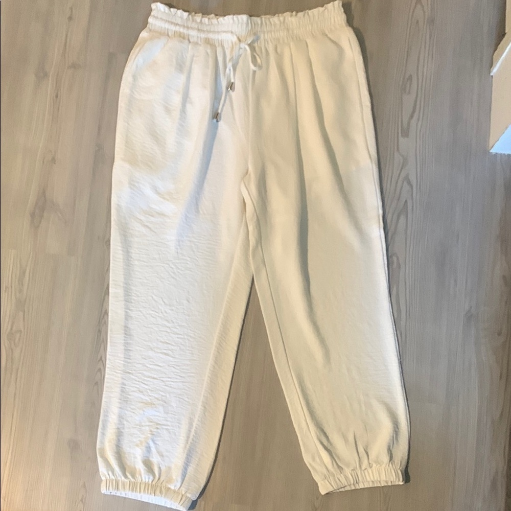 Cream Elastic Waist Track Pants with Cuffed Ankles